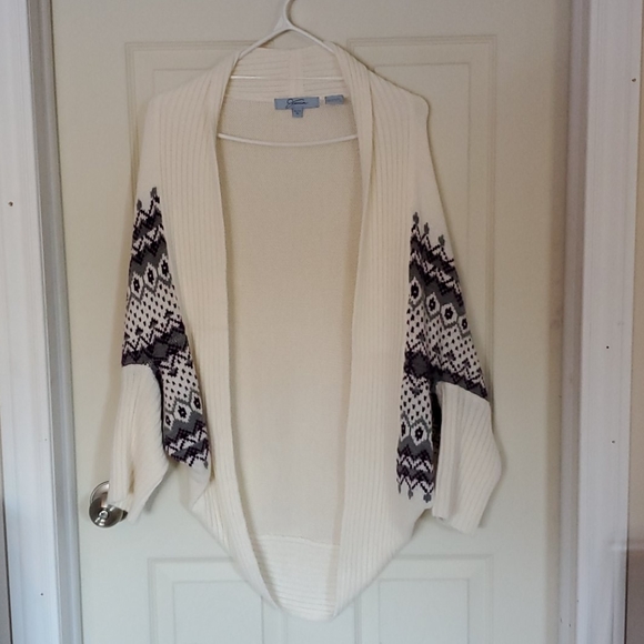 Sweater - Picture 1 of 3